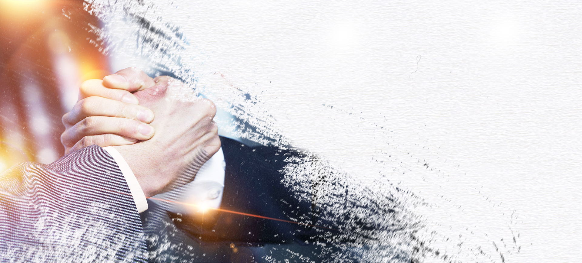 湖南省遵义汇(huì)中船舶制造有(yǒu)限责任公司,專(zhuān)業生産銷售吸(xi)塑制品