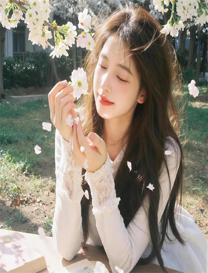 影院同步：《总裁辣妈砸碎了我的恋爱脑》最佳观看顺序指南：系列作品观看建议